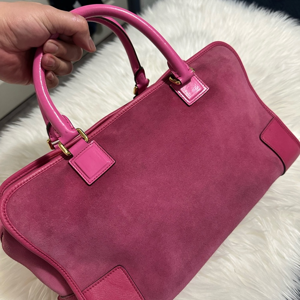 Loewe in Elegant Fuchsia Pink Suede and Leather Women's Handbag Limited Edition - Picture 4 of 15